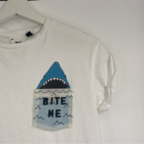 Tee & Cake for Topshop Bite Me Shark Pocket White Cuffed Tee 4 - Picture 3 of 7
